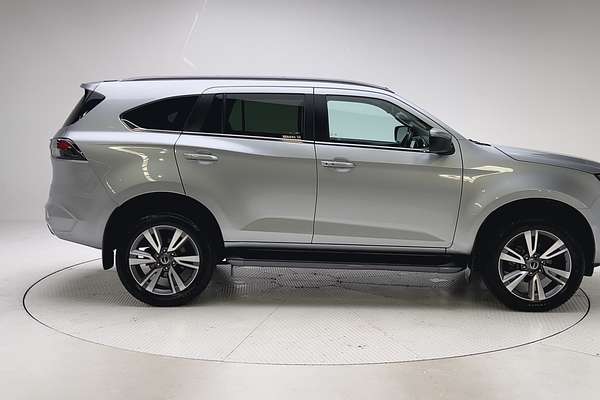 2022 Isuzu MU-X LS-T thumb-8