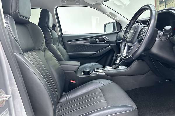 2022 Isuzu MU-X LS-T thumb-12