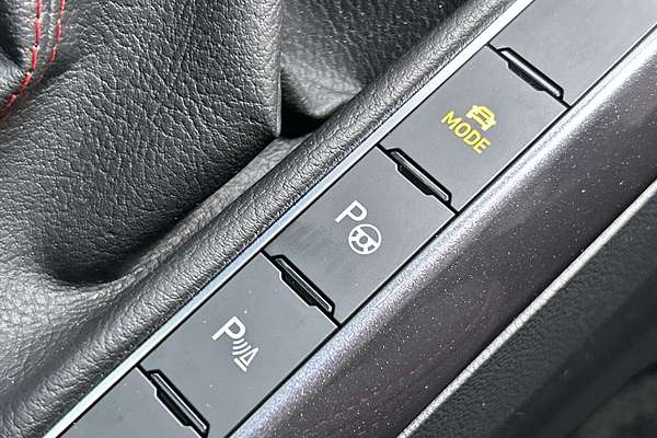 2025 Volkswagen Polo GTI AE thumb-16