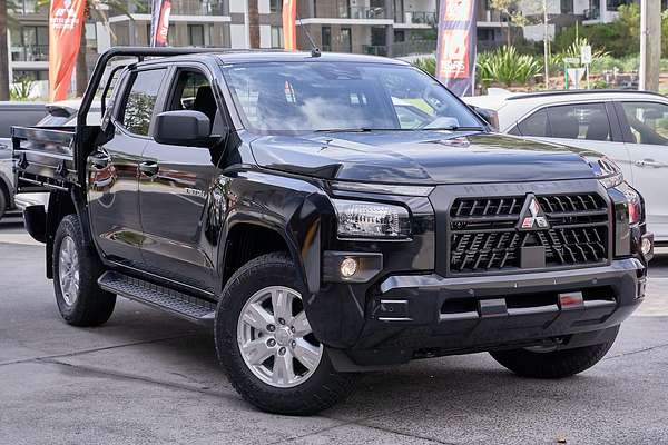 2025 Mitsubishi Triton GLX+ MV 4X4