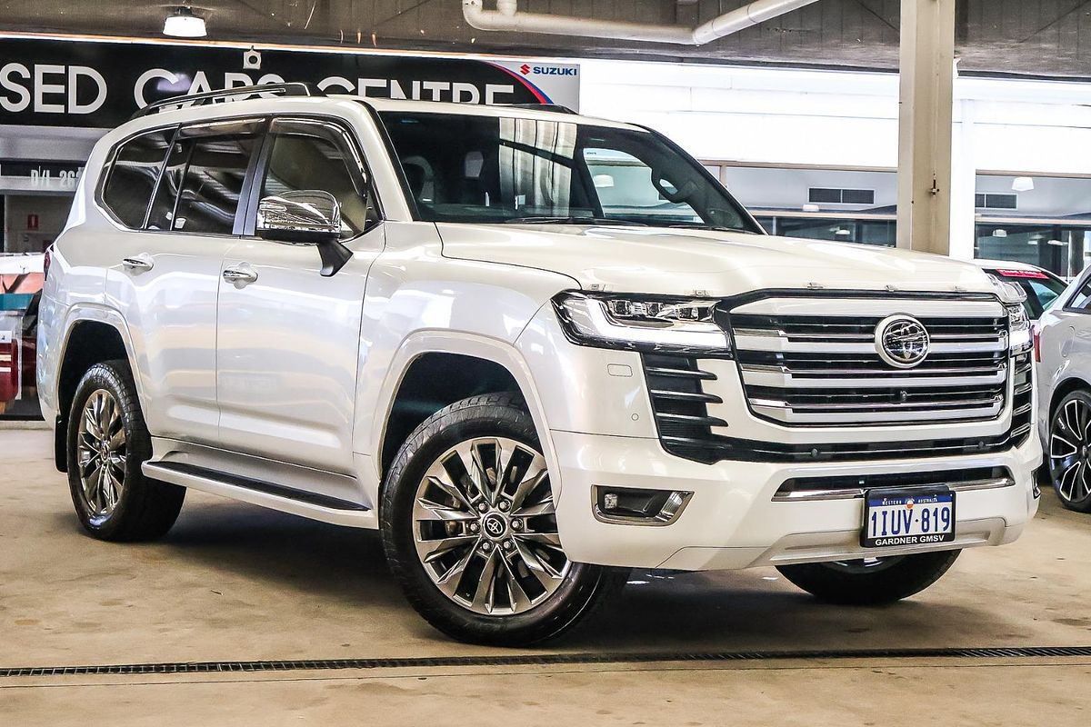 2023 Toyota Landcruiser Sahara ZX FJA300R