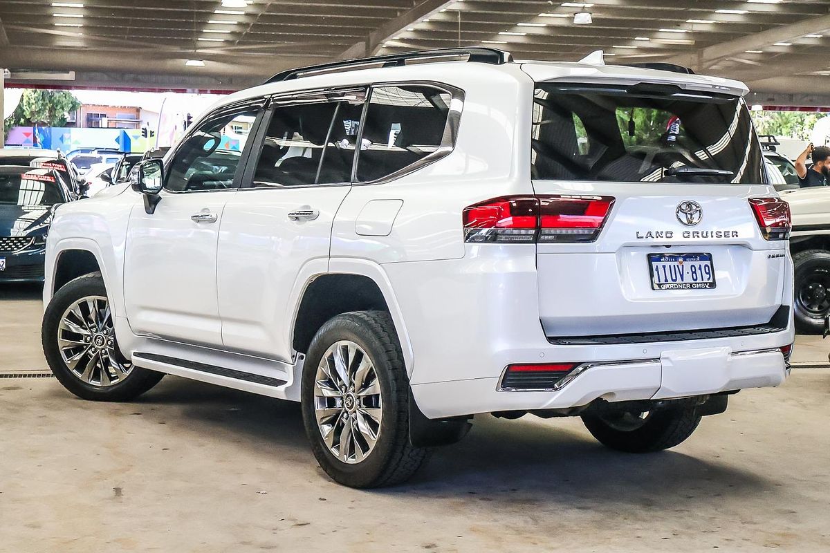 2023 Toyota Landcruiser Sahara ZX FJA300R