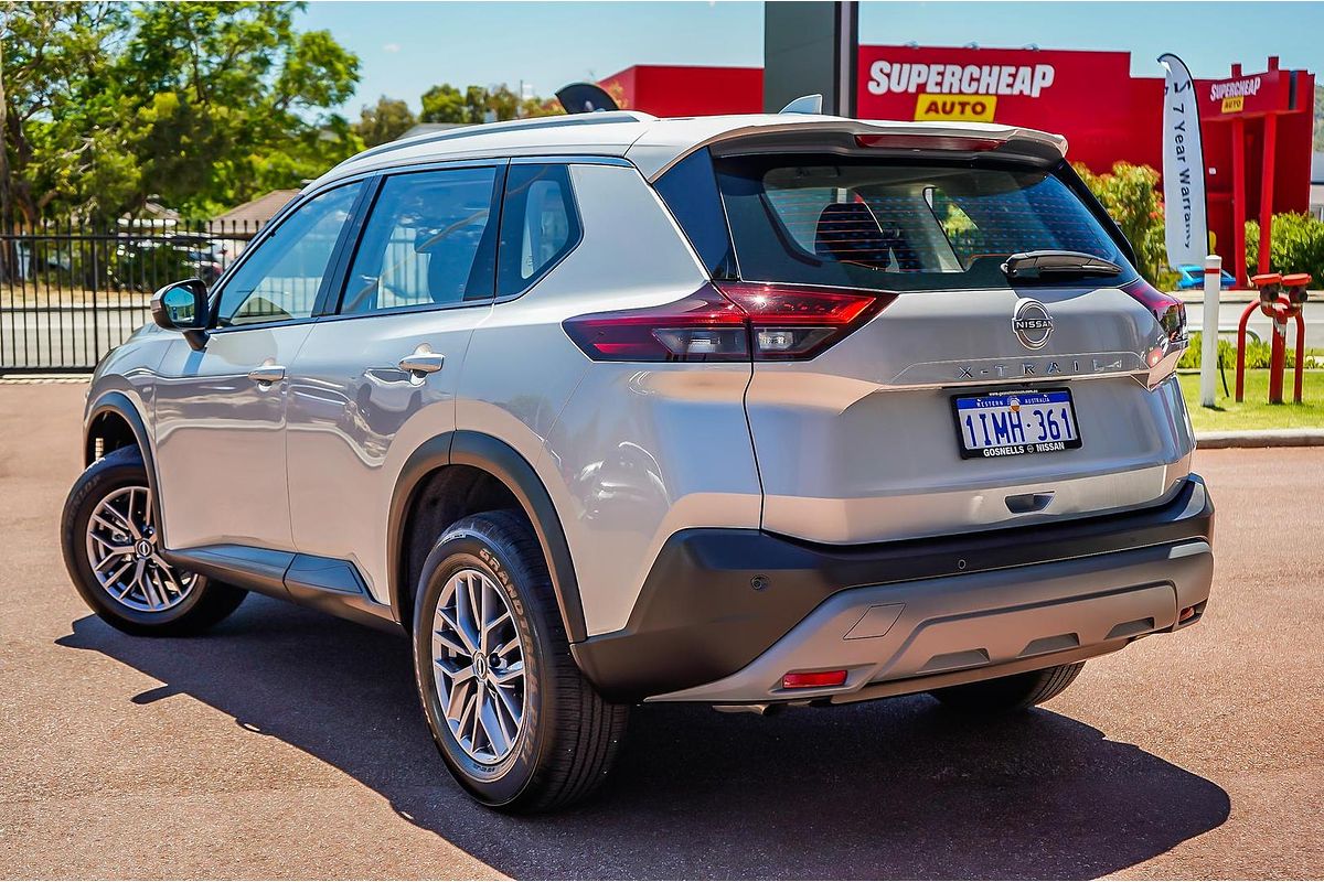 2025 Nissan X-TRAIL ST T33