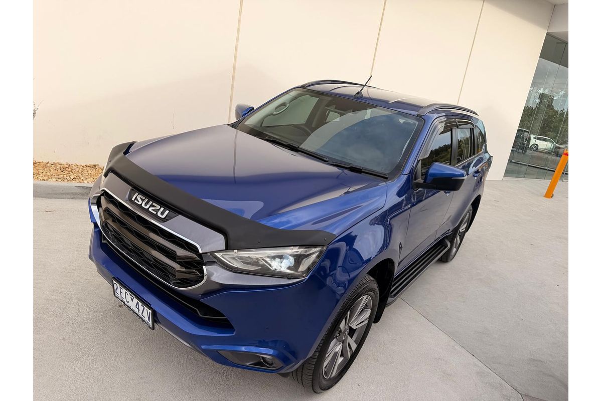 2023 Isuzu MU-X LS-T