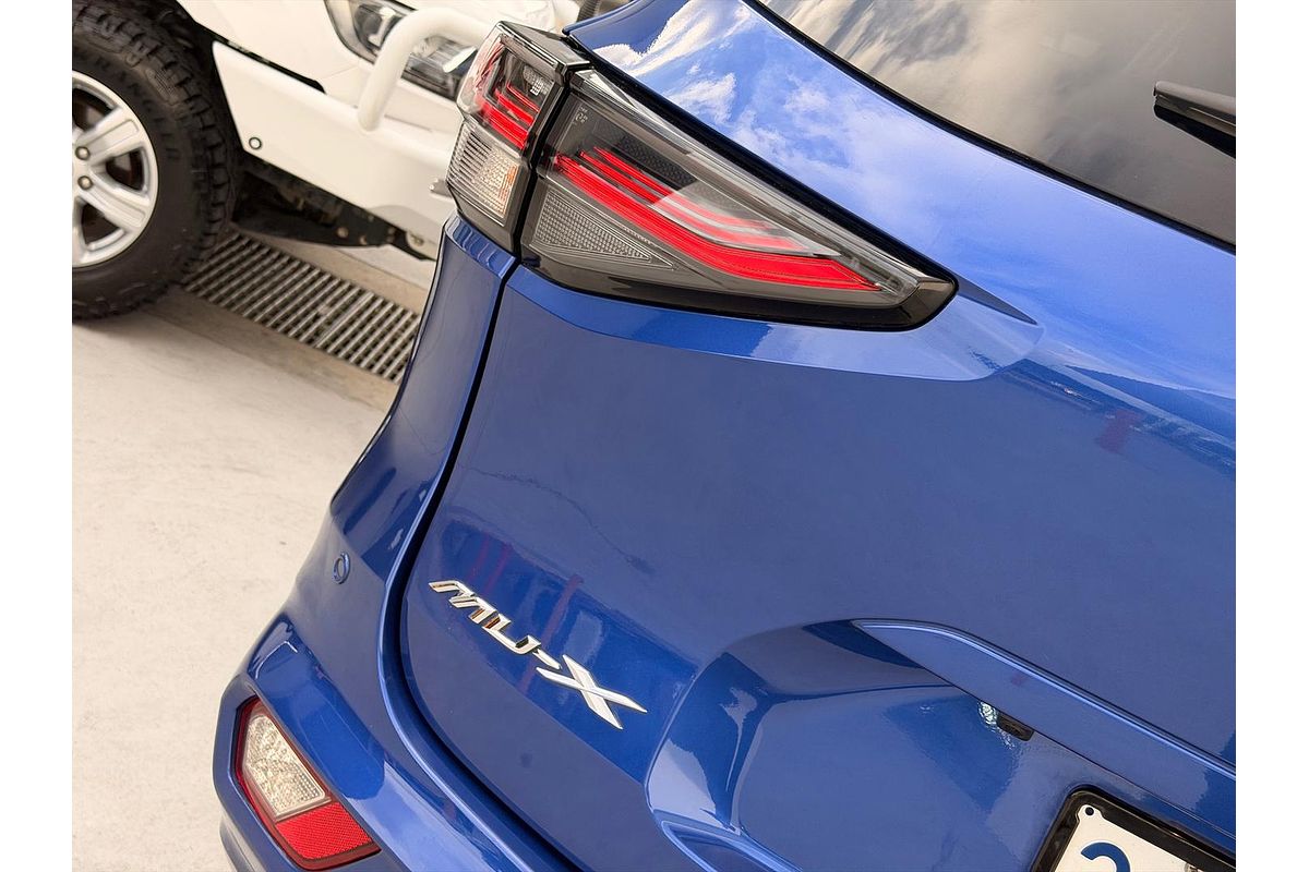 2023 Isuzu MU-X LS-T