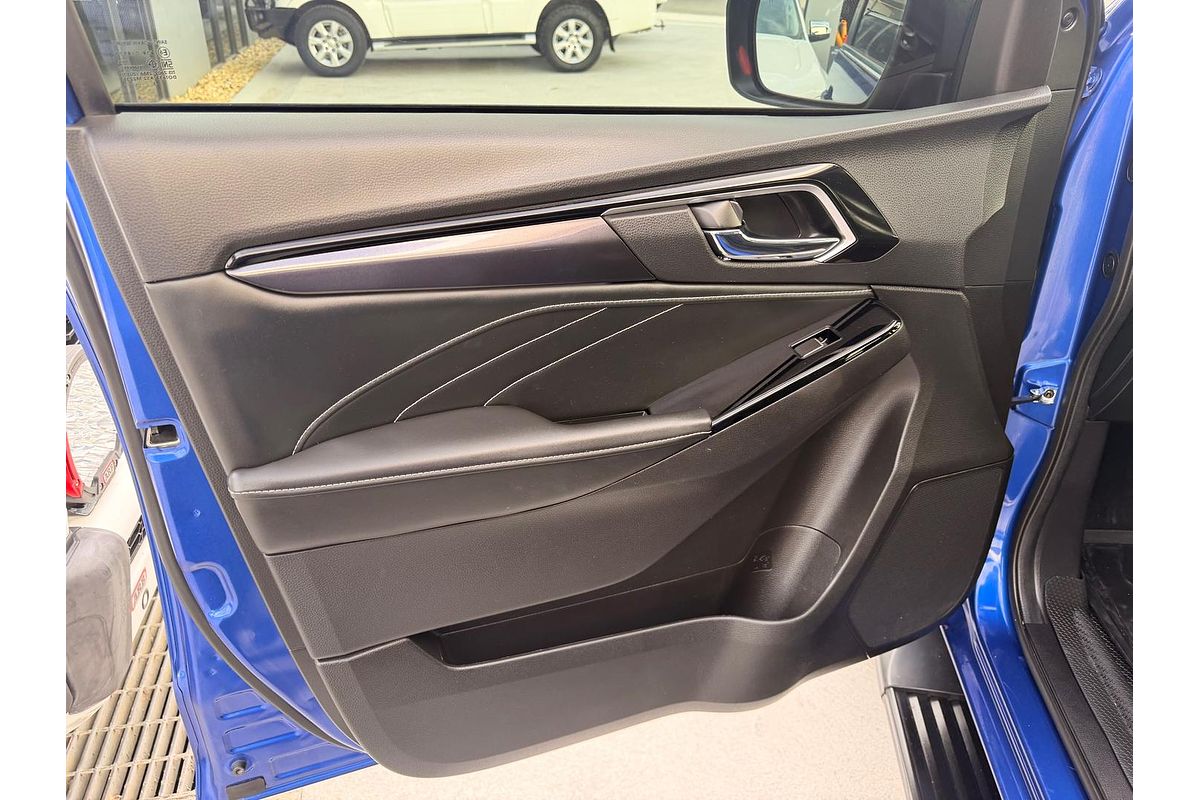 2023 Isuzu MU-X LS-T