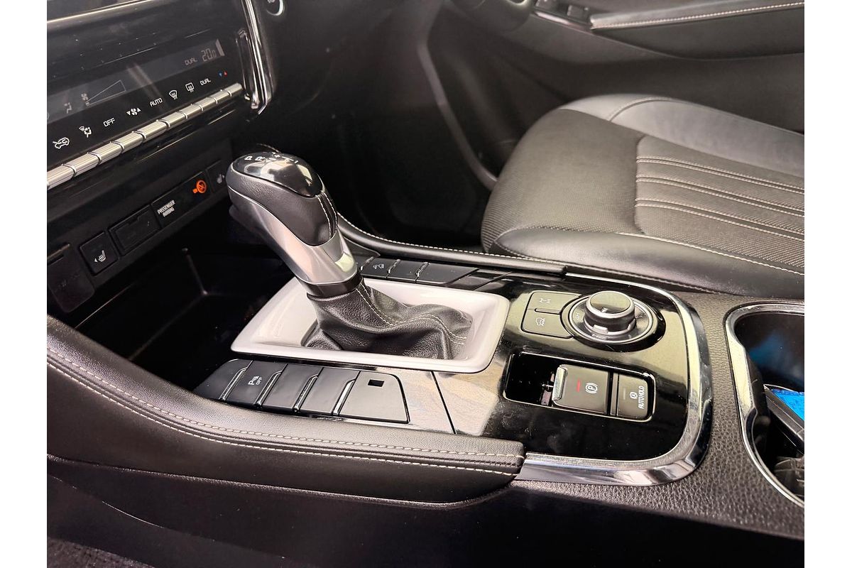 2023 Isuzu MU-X LS-T