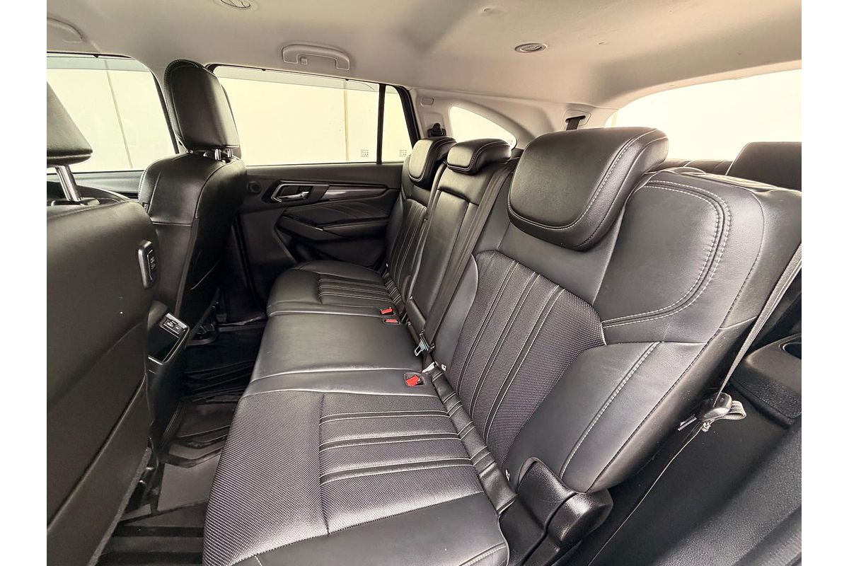 2023 Isuzu MU-X LS-T