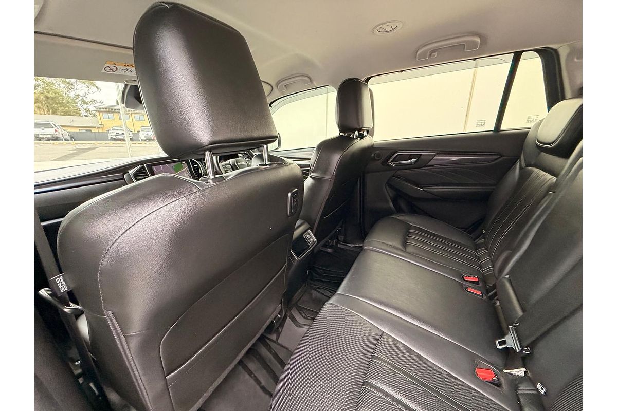 2023 Isuzu MU-X LS-T