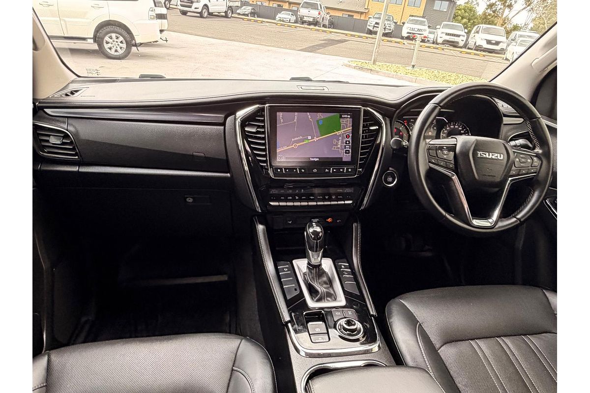 2023 Isuzu MU-X LS-T