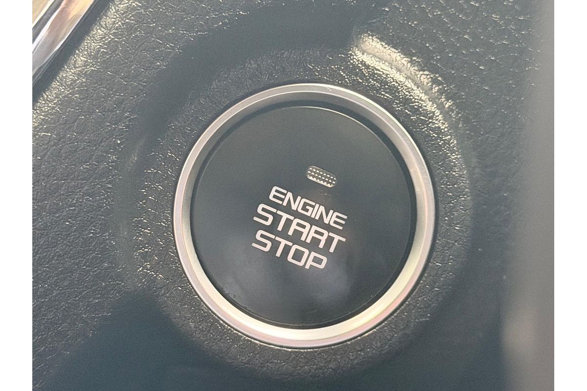 2023 Isuzu MU-X LS-T