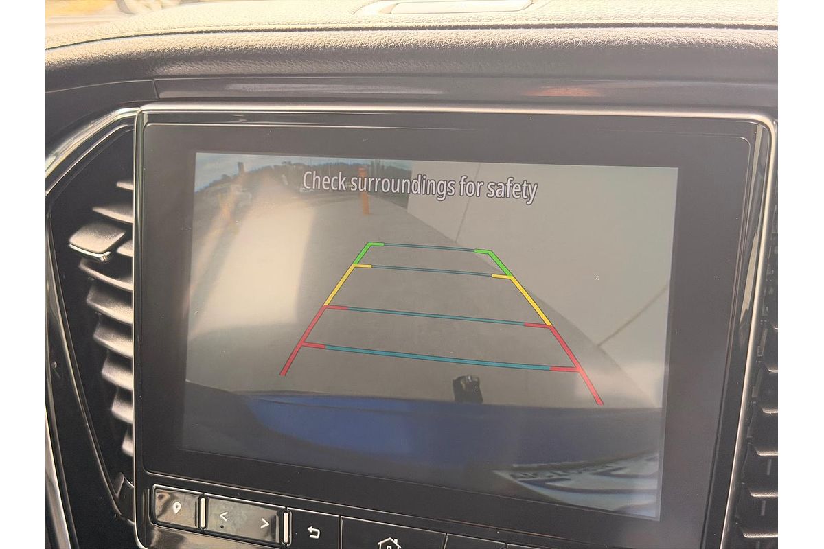 2023 Isuzu MU-X LS-T