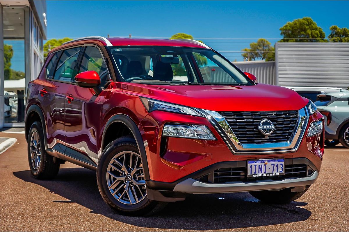 2024 Nissan X-TRAIL ST T33