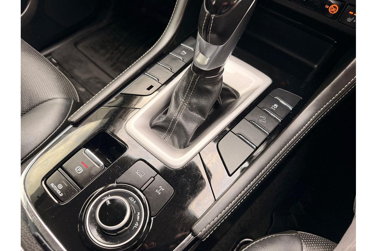 2023 Isuzu MU-X LS-T