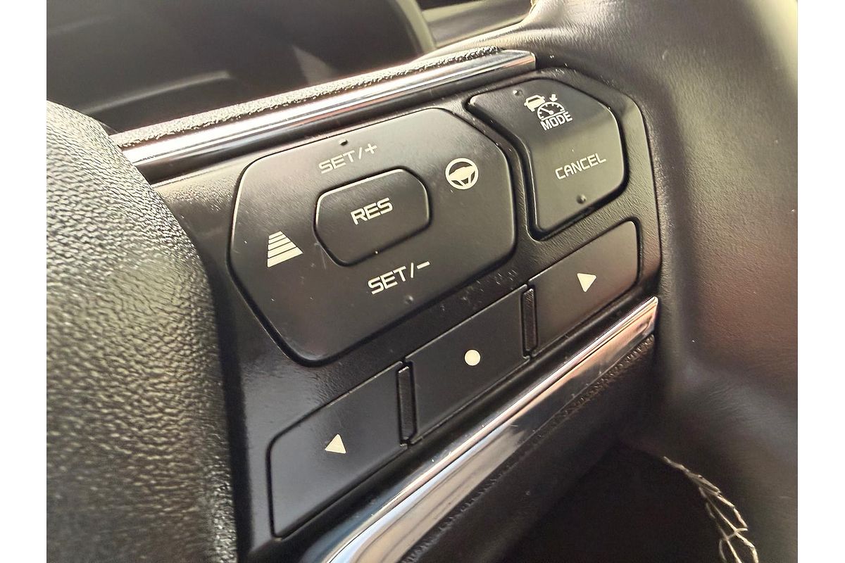 2023 Isuzu MU-X LS-T