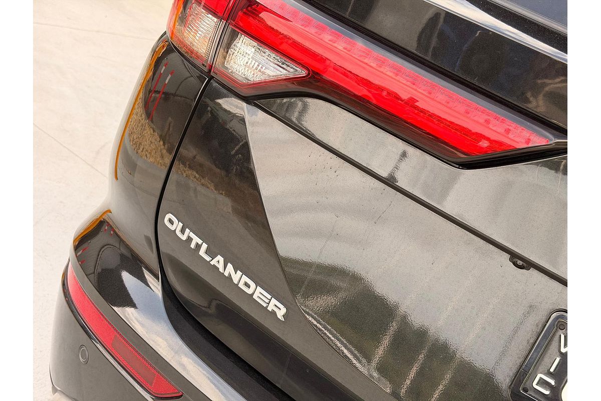 2023 Mitsubishi Outlander PHEV Exceed ZM