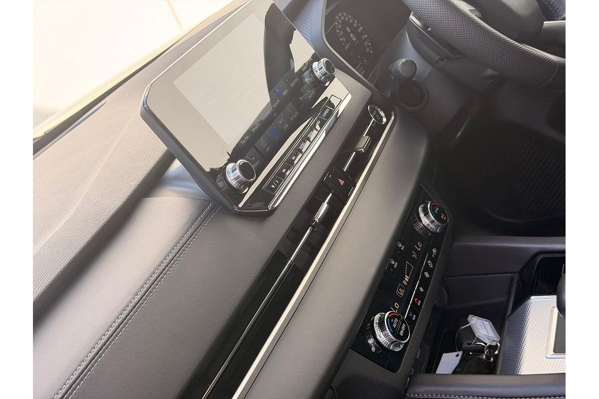 2023 Mitsubishi Outlander PHEV Exceed ZM