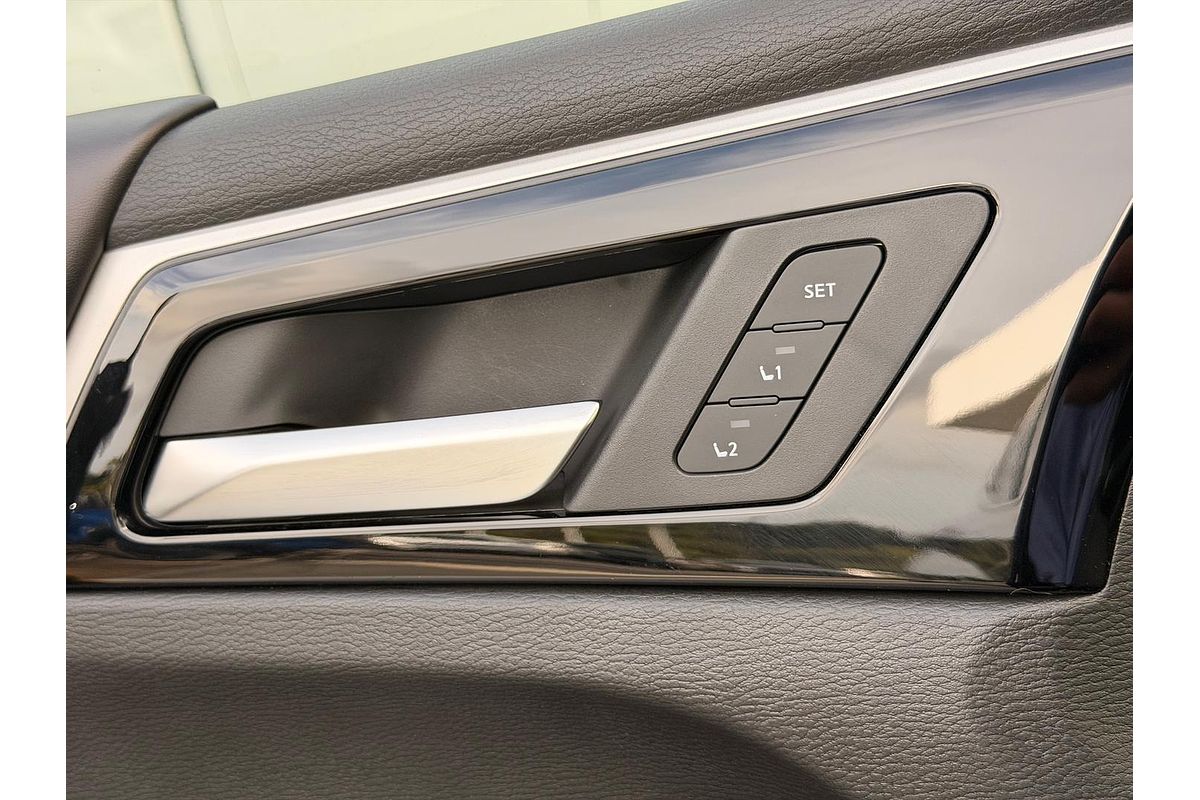 2023 Mitsubishi Outlander PHEV Exceed ZM