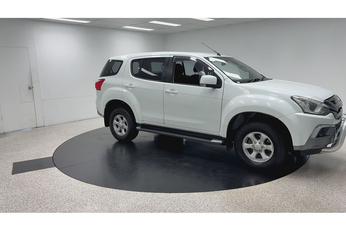 2019 Isuzu MU-X LS-M