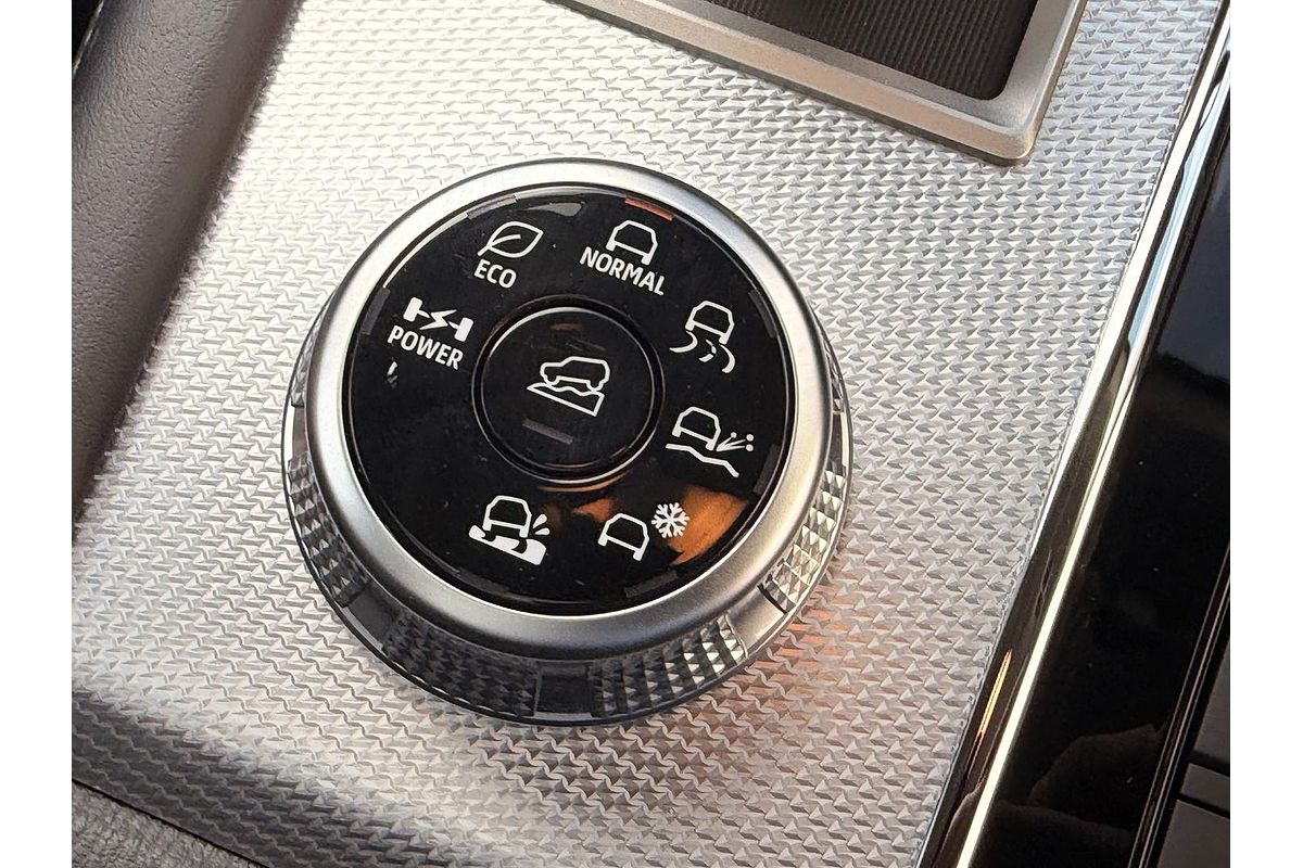 2023 Mitsubishi Outlander PHEV Exceed ZM