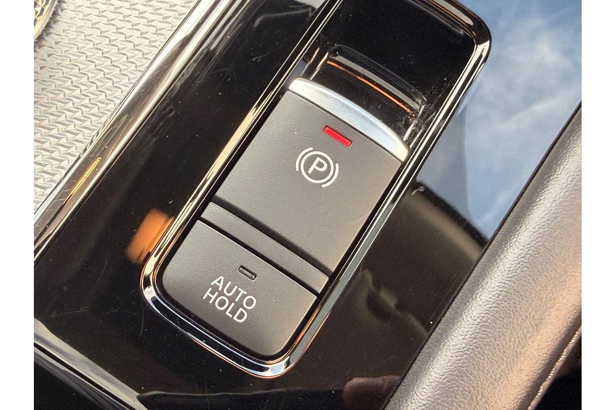 2023 Mitsubishi Outlander PHEV Exceed ZM