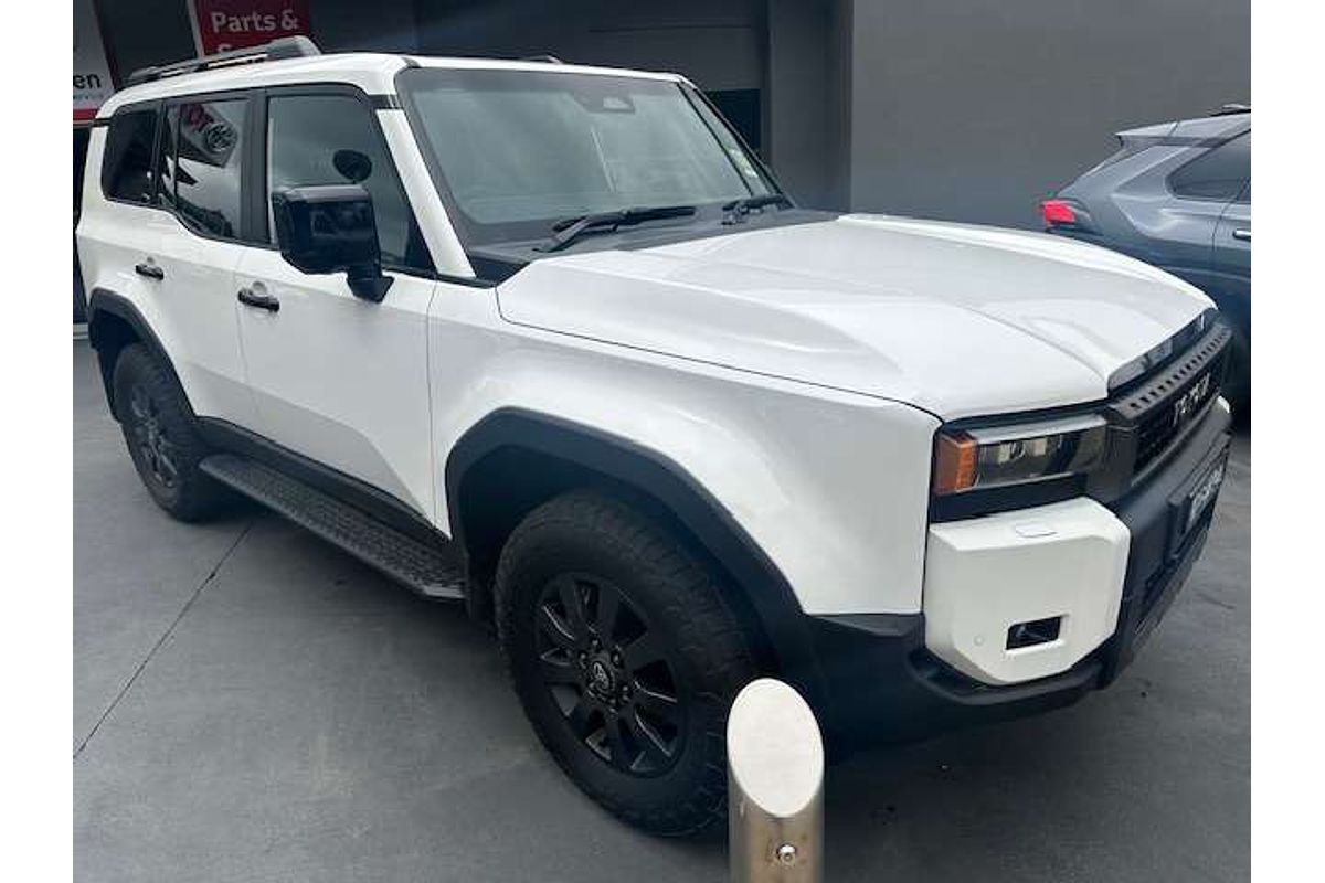 2025 Toyota LandCruiser Prado Altitude GDJ251R