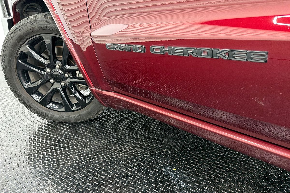 2020 Jeep Grand Cherokee Night Eagle WK