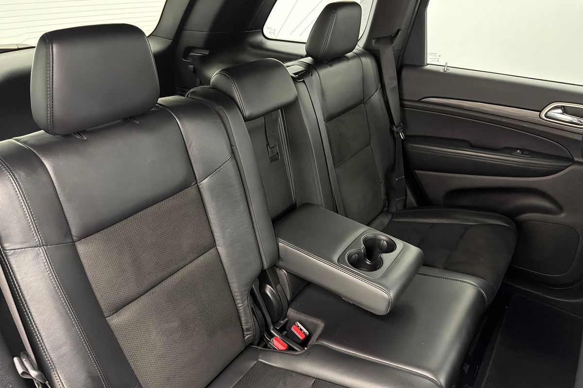 2020 Jeep Grand Cherokee Night Eagle WK