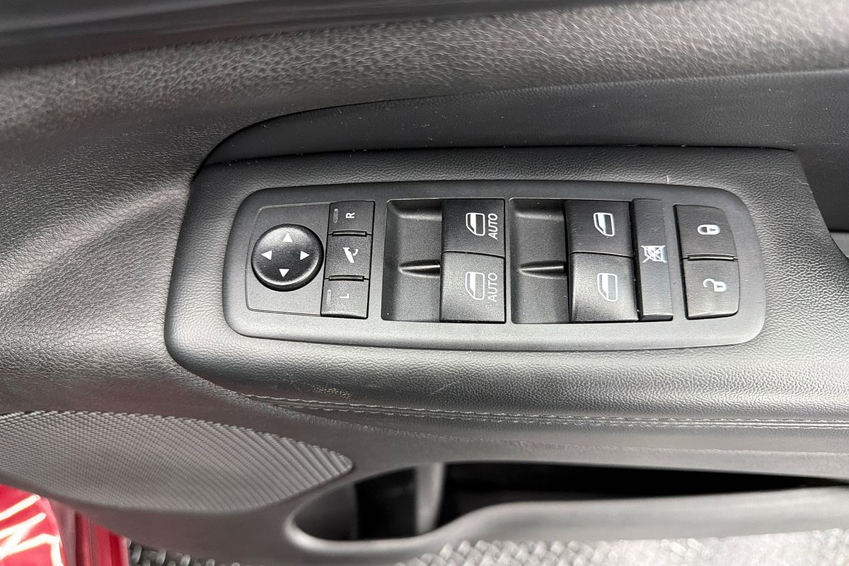 2020 Jeep Grand Cherokee Night Eagle WK