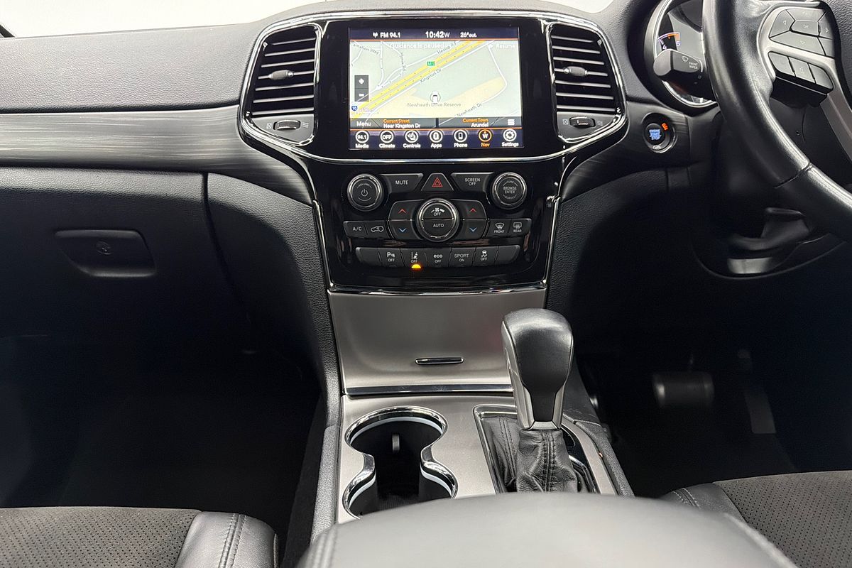 2020 Jeep Grand Cherokee Night Eagle WK