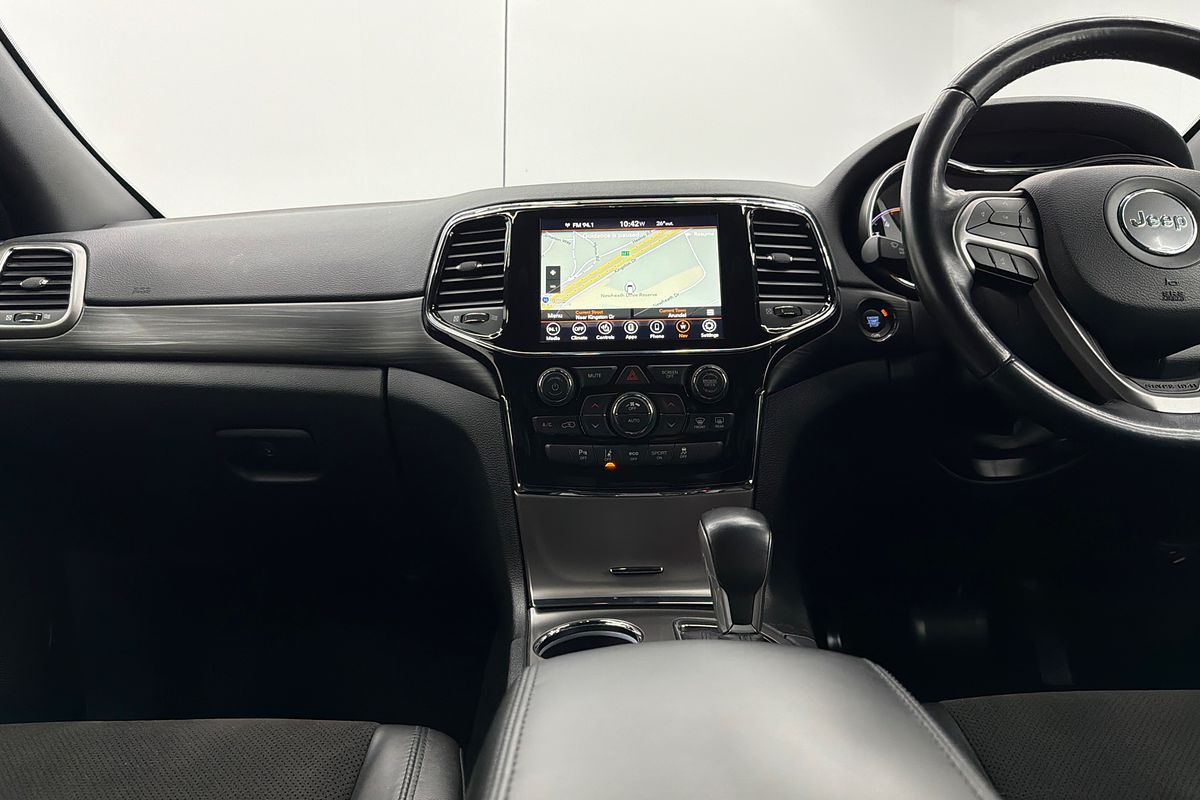 2020 Jeep Grand Cherokee Night Eagle WK