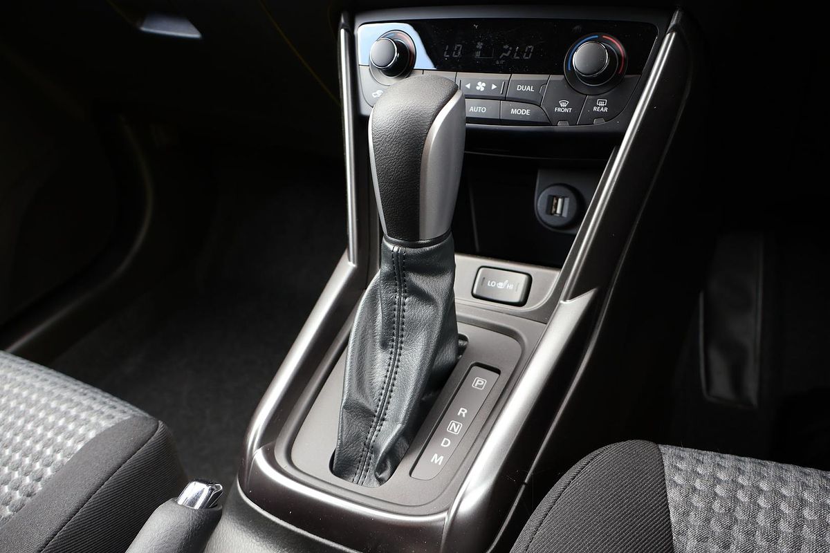 2024 Suzuki S-Cross JYB