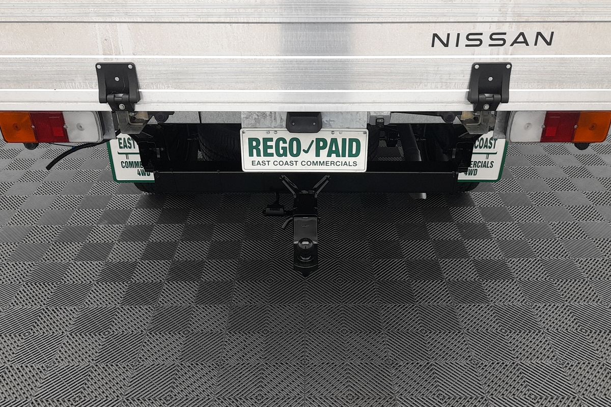 2022 Nissan Navara SL D23 Rear Wheel Drive