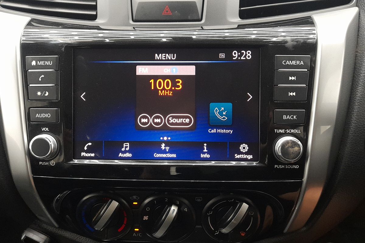 2022 Nissan Navara SL D23 Rear Wheel Drive