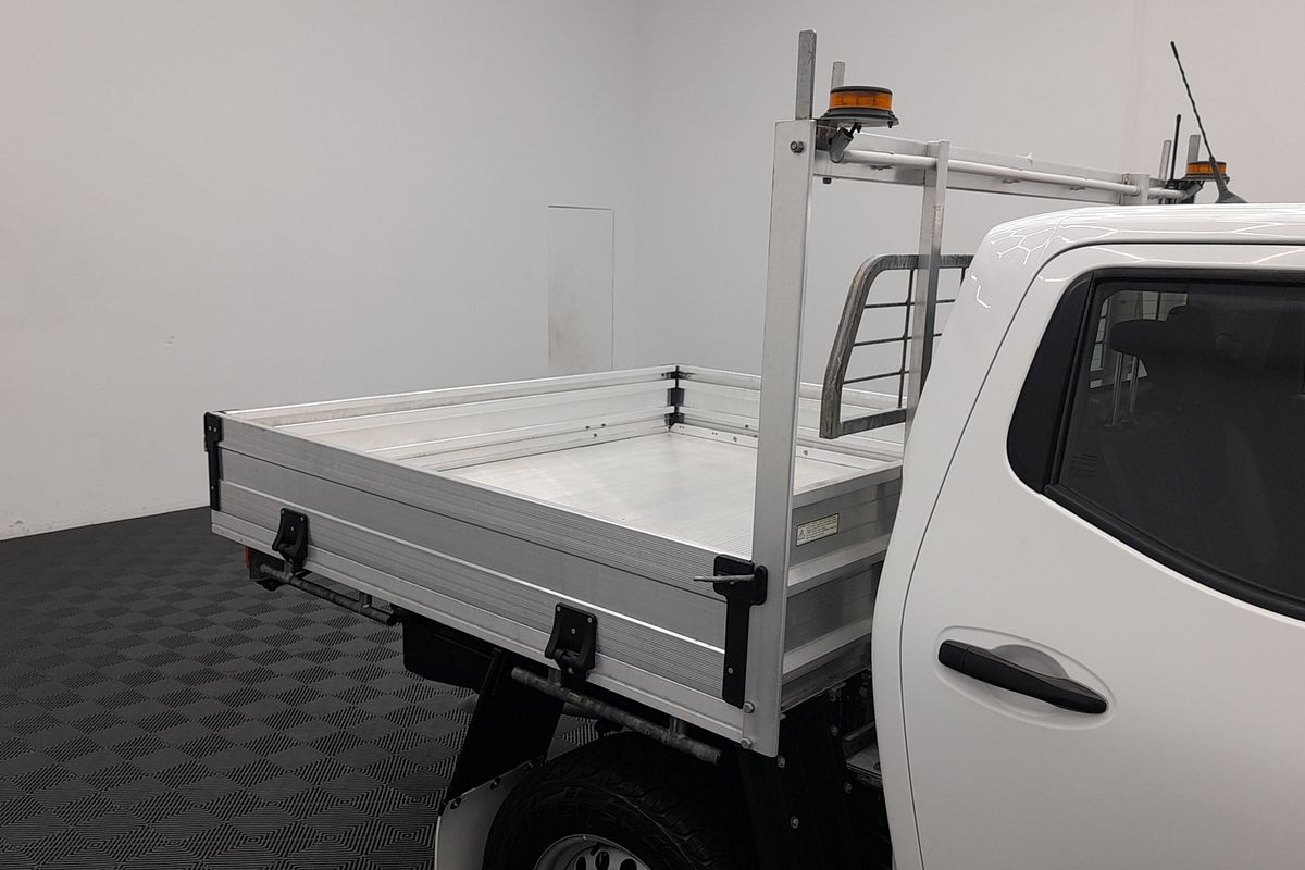 2022 Nissan Navara SL D23 Rear Wheel Drive