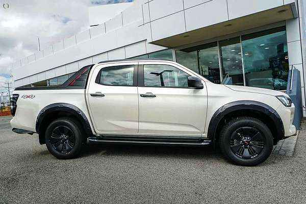 2022 Isuzu D-MAX X-TERRAIN 4X4 thumb-3