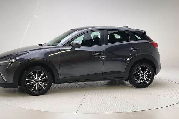 2017 Mazda CX-3 sTouring DK thumb-6