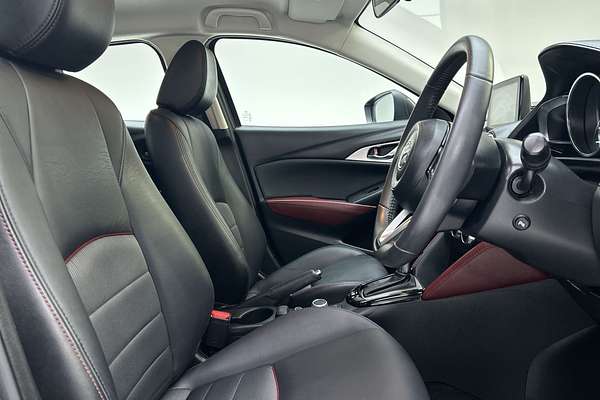 2017 Mazda CX-3 sTouring DK thumb-12
