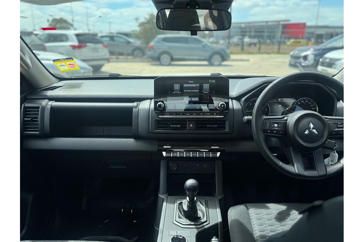 2025 Mitsubishi Triton GLX MV 4X4