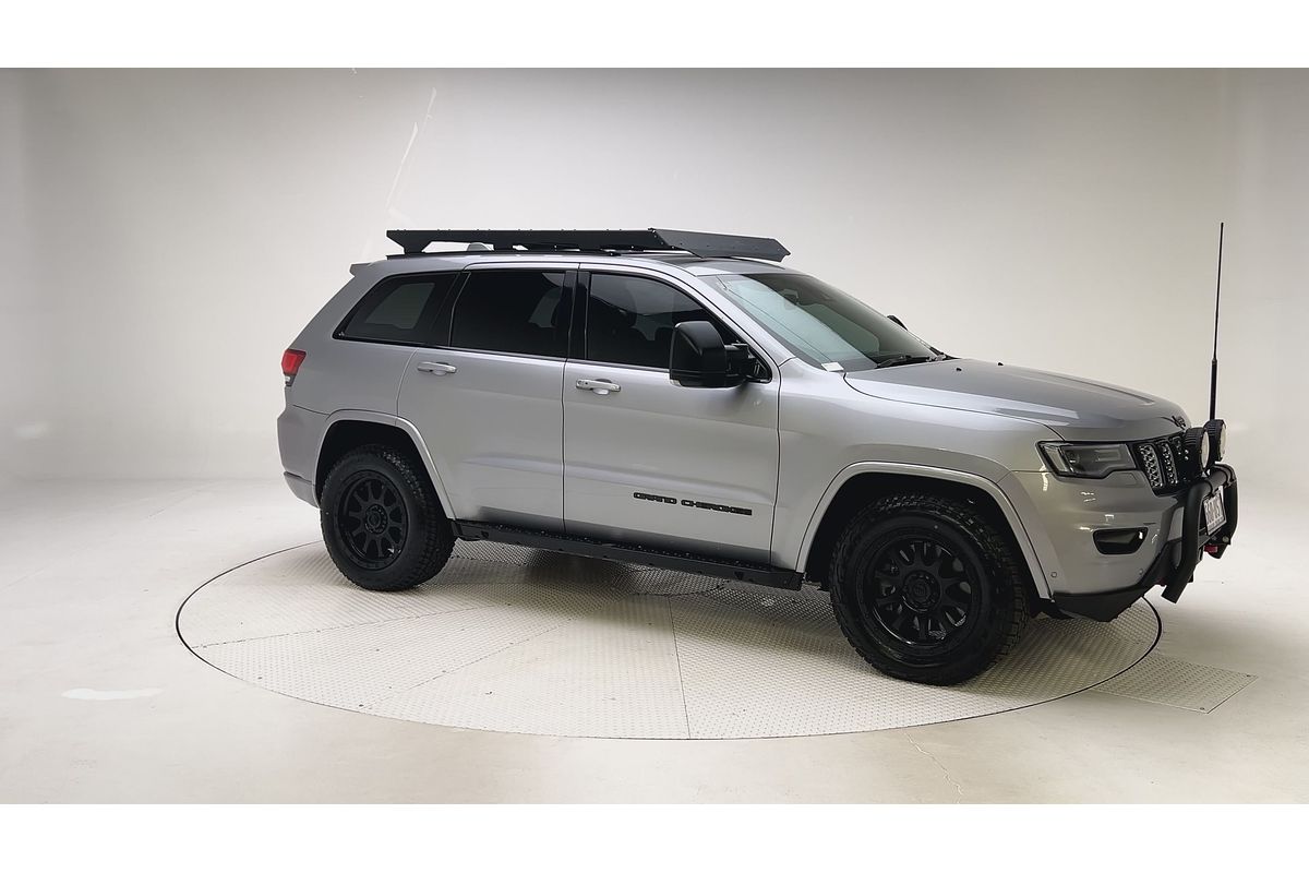 2020 Jeep Grand Cherokee Night Eagle WK