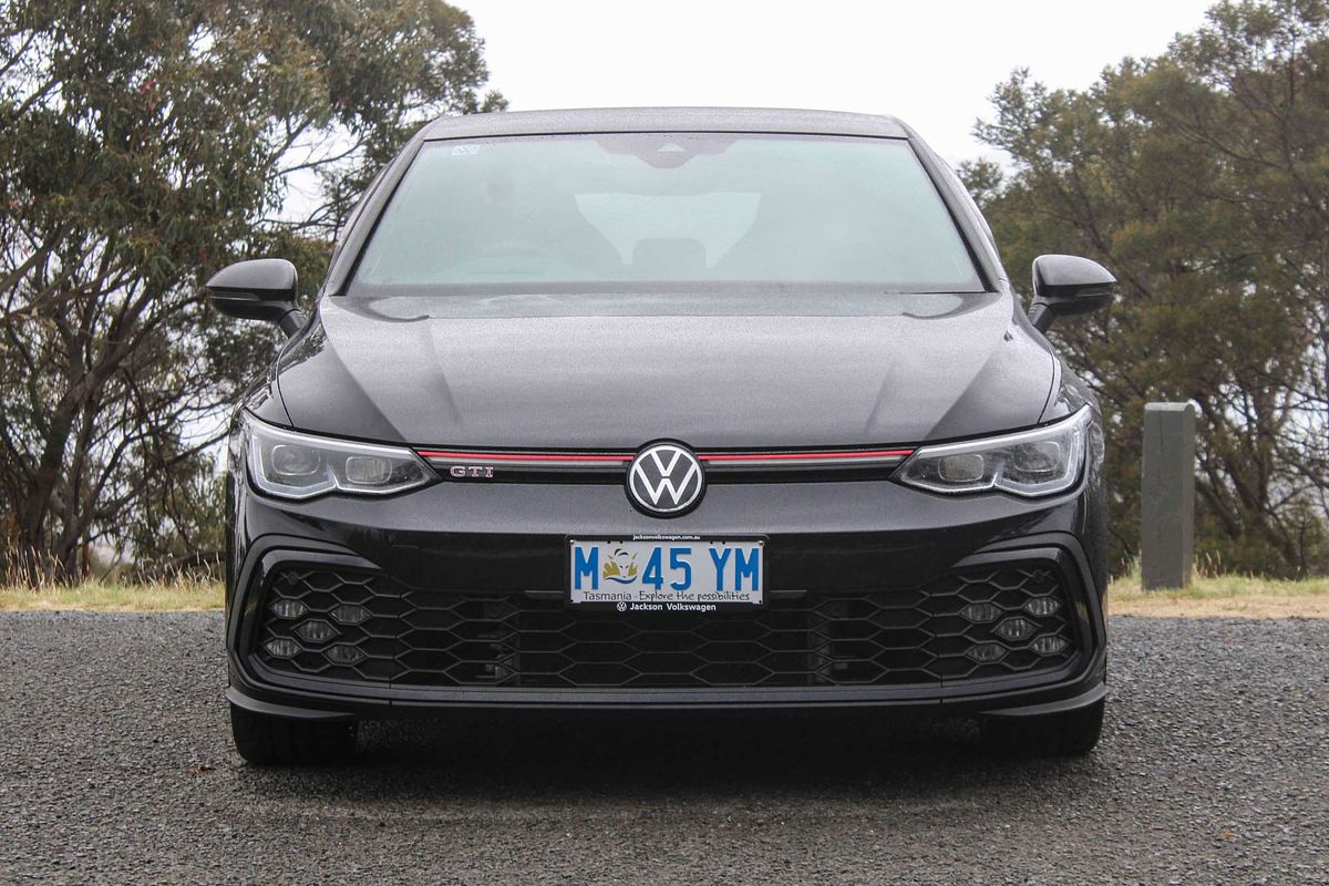 2023 Volkswagen Golf GTI 8
