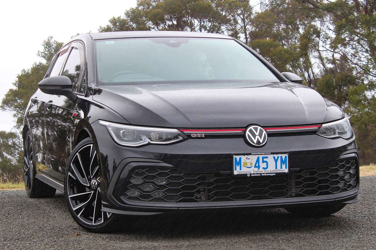 2023 Volkswagen Golf GTI 8