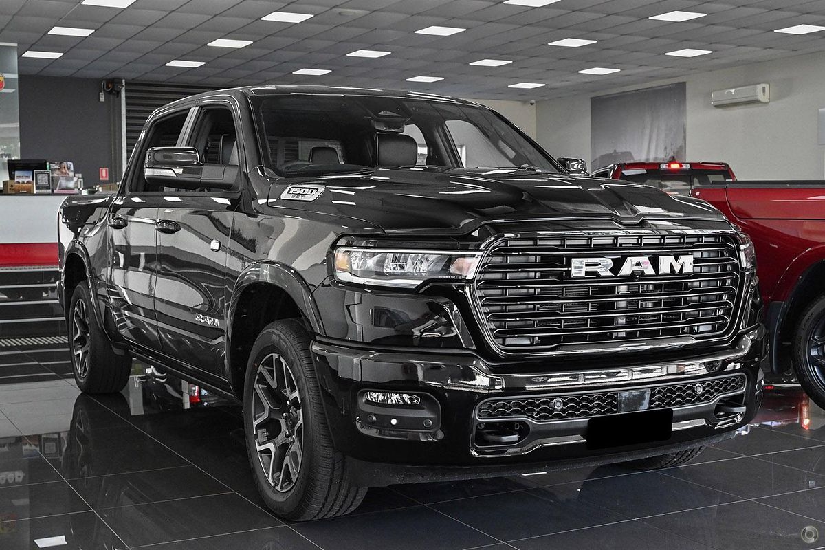 2025 RAM 1500 Laramie Sport Hurricane SO RamBox DT 4X4 SWB