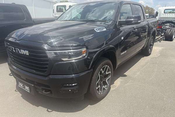 2025 RAM 1500 Laramie Sport Hurricane SO RamBox DT 4X4 SWB