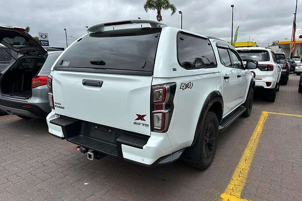 2022 Isuzu D-MAX X-TERRAIN 4X4 thumb-3