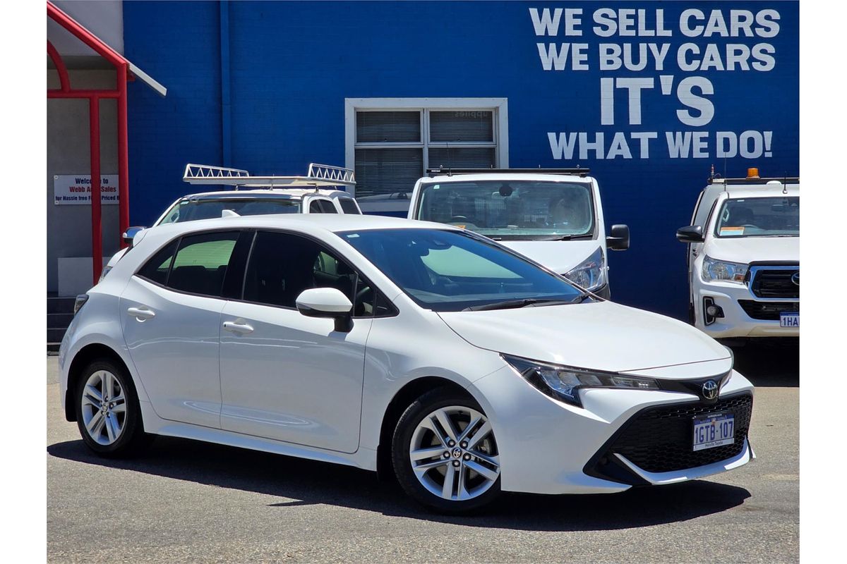 2018 Toyota Corolla Ascent Sport MZEA12R