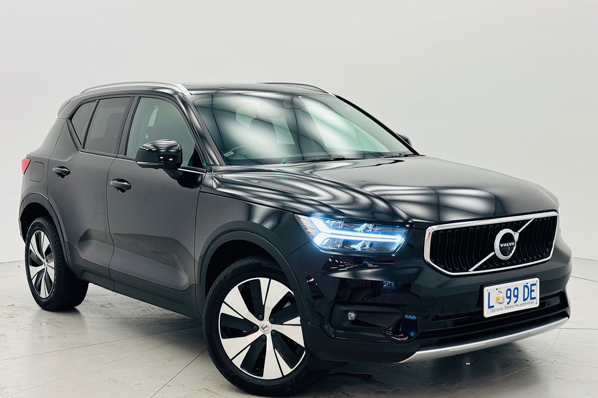 2020 Volvo XC40 T5 R-Design