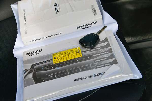 2021 Isuzu D-MAX SX 4X4 thumb-19