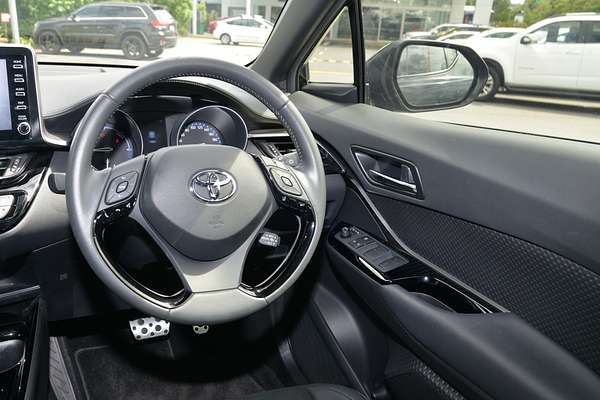 2022 Toyota C-HR GR Sport ZYX10R thumb-17