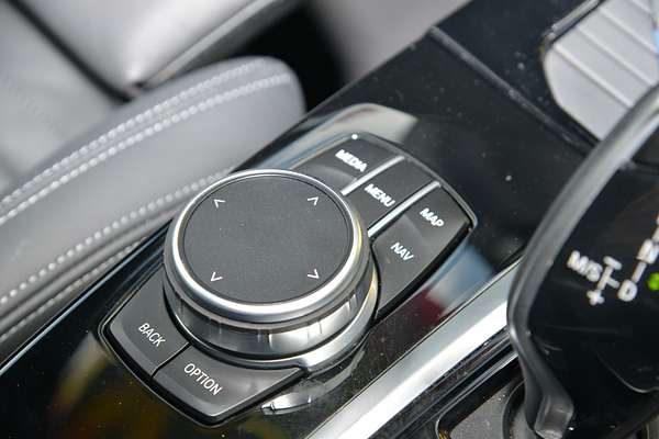 2020 BMW X3 sDrive20i G01 thumb-14